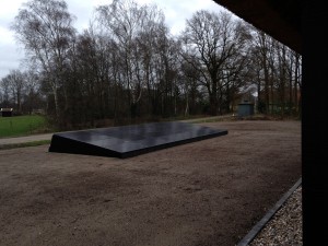 Zonnepanelen-in-tuin-1